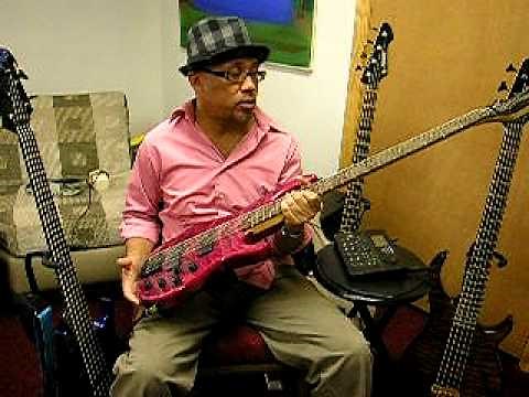 Neal Wyms ,,,Peavey Millennium AC BXP Review