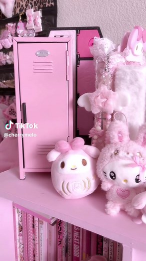 Decorating My Locker: Deco DIY Fun Part 4