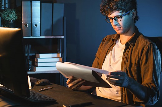 Documenting Reality: Content, Risks & Online Safety Guide
