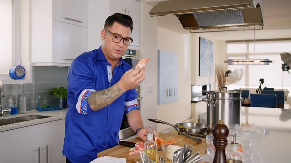 How to clean Atlantic lobster like a pro