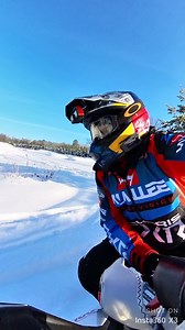 The ultimate bluetooth communication device for snowmobiling in ANY terrain! Cardo has created the first of its kind. An easy hands-free bluetooth device that clips to your helmet to create unbeatable sound and communication quality, while you're riding. ✅ Hands Free ✅ No Wi-fi or cellular needed ✅ Weather and dirt proof ✅ JBL sound speakers for crisp, perfect sound ✅ Easily pairs with up to 15 people Don't go another day without talking to your friends and family when you're on the mountain. Ge