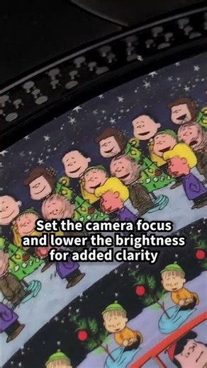 How to view the Charlie Brown Christmas Zoetrope Vinyl