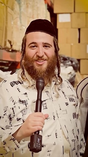 ‎EZRA - עזרא‎ on Instagram: "Get your tickets now: https://kingsyiddishplays.com/venue.html"