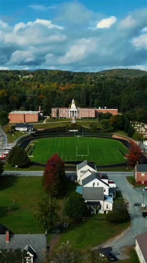 2025 was a great year, we can't wait to see what 2026 brings! #2025recap #newyear #newyearseve #campuslife #yearinreview #StudentLife #Vermont | Lyndon Institute