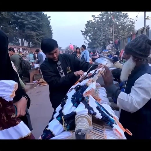 14K views · 130 reactions | minta saran ibu - ibu India beli baju anak untuk adek belva | Zhefailmi channel | Facebook