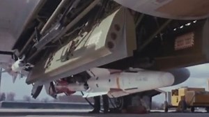 战斗机内埋弹舱很高级？上世纪50年F-102战机早已用上