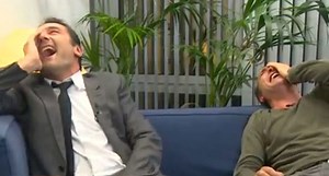L'énorme fou rire de Jean Dujardin et Gilles Lellouche ! [VIDEO]