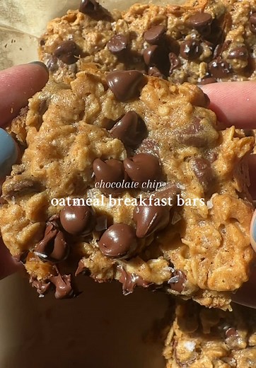 Easy Soft Baked Chocolate Chip Oatmeal Bars Recipe