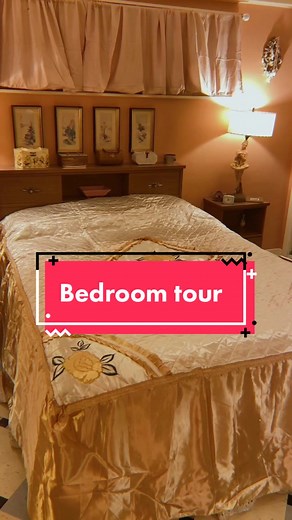 Vintage 1950s Bedroom Tour