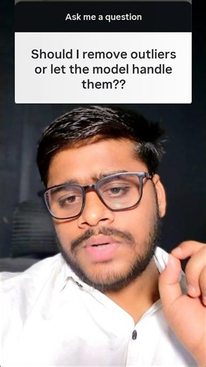 “Should I remove outliers… or let the model handle them?” 🤔🚀 #coding #datascience