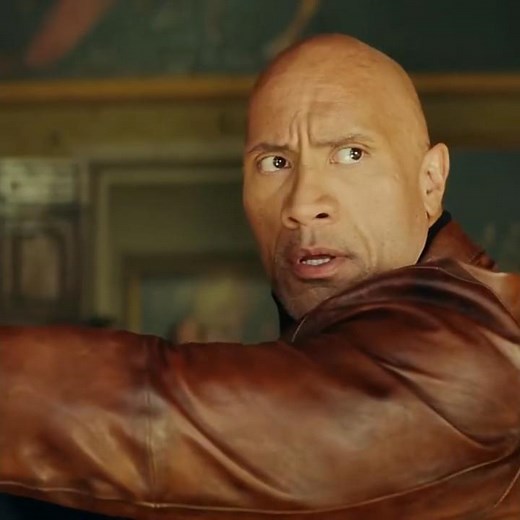 He STOLE the Golden Egg From the Museum 🥚😱#movie #movieclips #rednotice