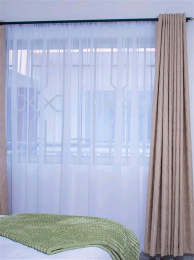 Essential Airbnb Hosting Tips: Invest in Quality Photos