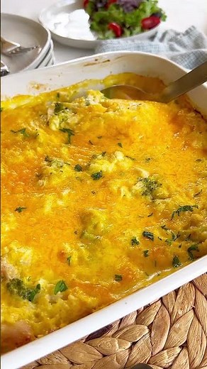 Cheesy Broccoli Chicken Rice Casserole Recipe