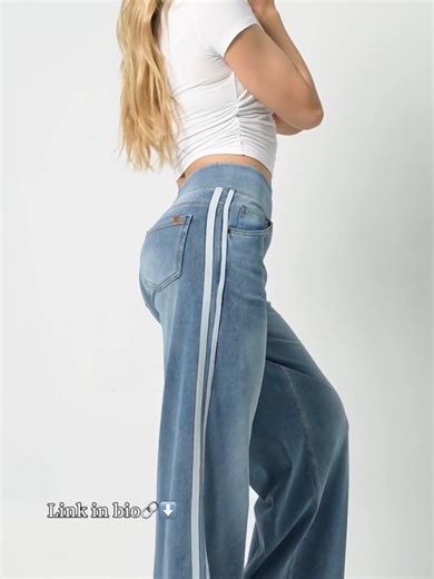 Stretchy stripes, full length — want to test the fit? 📏😉#halara #tiktokshop #OOTD #fyp #womenfashion #dealdrops #TikTokShopMadeMeBuyIt #SpringEditWeek #DENIM #jeans #denim