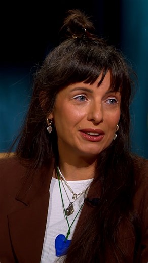 6.3K views · 97 reactions | I veckans Babel gästar Nina Wähä, aktuell med "Major Virvelvind", och författarpanelen har fått i uppdrag att hitta positiva skildringar av åldrande. Fanny Svärd levererar inblickar i vad som är hett på Booktok, och... ja, vad som händer efter kl. 20:30 får ni se på söndag i SVT2! Programmets starttid på söndag är, som alltid, kl. 20! (För den nyfikna finns allt att se på SVT Play redan kl. 19 i kväll). Trevlig helg! | Babel | Facebook