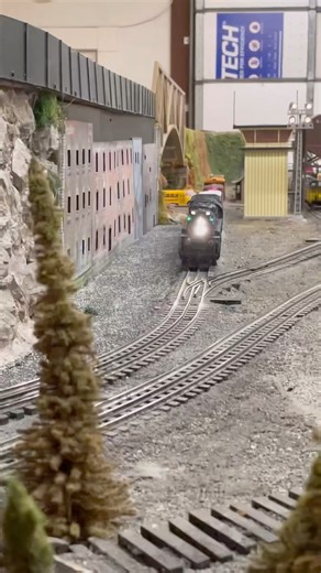 My Lionel Legacy NKP 765 Running A Small Freight At Rappahannock Model Railroaders #lioneltrains