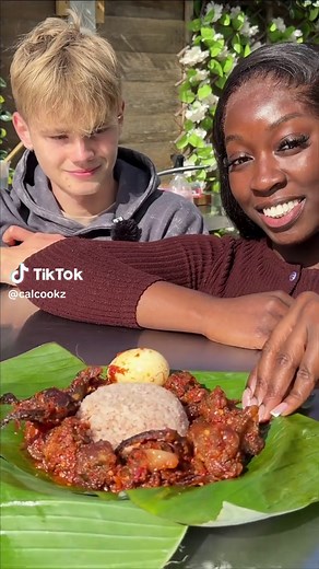 Making Ofada Stew: First Time Nigerian Cooking Adventure!