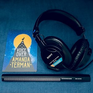 The best voiceover microphone — Amanda Terman