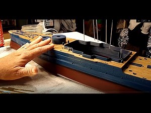 Trumpeter USS Arizona 1/200 scale. Working on the 5-inch guns and quick up-date.