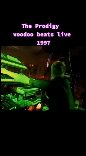 The Prodigy Live Performance of Voodoo Beats 1997