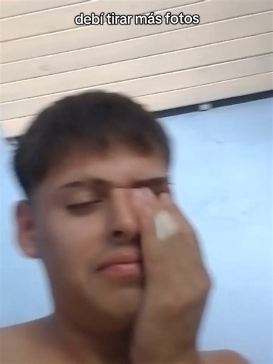 Debí Tirar Más Fotos: Humor con Bad Bunny