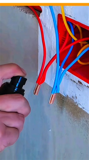 The soldering process of wire joints #manufacturing #soldering #wire | High-Tech Manufacturing