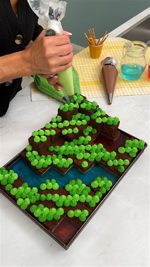 76K views · 282 reactions | Minecraft Cake! Block by block, bite by bite 流 | Chefclub Network | Facebook