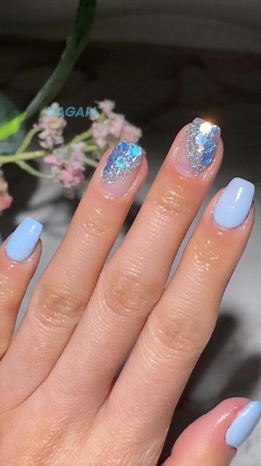 Mermaid-Inspired Chunky Glitter Nail Tutorial