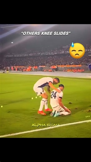 Knee slides… last one is insane 🔥