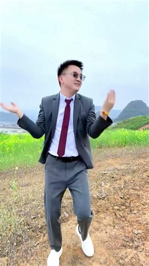 Priceless Youth, Joy in the Moment: Square Dancing Made Easy