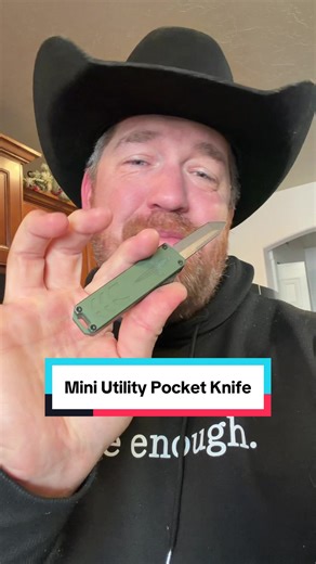 I’ll NEVER stop playing with it! This little button assisted utility knife is my favorite fidget ever! #knife #knives #edc #tiktokshopcreatorpicks #tiktokshopcybermonday