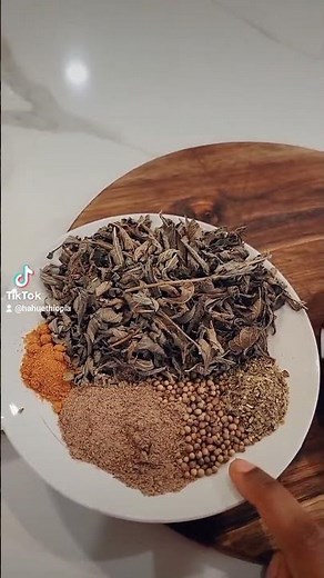 How to Make Ethiopian Spiced Butter (Niter Kibbeh Recipe)#EthiopianFood #SpicedButter
