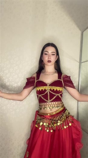 Explore the Art of Belly Dance Costuming