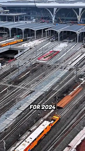 9.4K views · 63 reactions | This Woman Stopped The Worlds Fastest Bullet Train.. 藍 | Ron Gives | Facebook