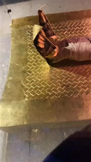 The Mystery of the Mummy Wrapped in linen and secrets, the ancient Egyptian mummy was more than a preserved body — it was a journey to eternity. 🌙✨ Every layer tells a story of faith, art, and the eternal life they believed awaited beyond the tomb. 🏷️ Follow us to see more About Egypt 🎥:francisco.solis.trips #Mummy #AncientEgypt #EgyptianHistory #Pharaohs #EgyptMystery #VisitEgypt #TravelEgypt #ExploreEgypt #Egyptology #ToursInEgypt | Tours In Egypt