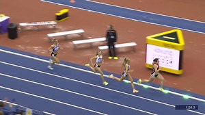 Back-to-back 🍿 Issy Boffey retains her 800m indoor title with another fast run 🤌 #UKIndoorChamps | British Athletics