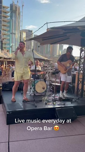 Live Music Experience in Sydney Bars