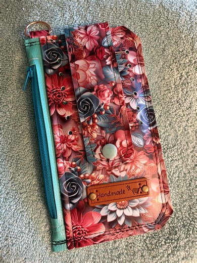 Cricut Crafting Projects & Freebies SVGs | The are called Purse Pals | Facebook