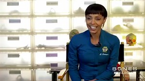 Tamara Taylor talks about what it's like to work with Pej Vahdat and Gil Darnell on Bones. | Bones