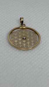14K Gold Flower of Life Pendant With Diamond - Etsy UK