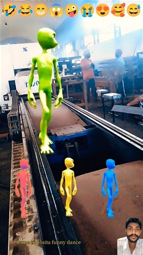 Dame Tu Cosita 👽😂 Crazy Alien Dance | Funny Dance #Shorts Day 46