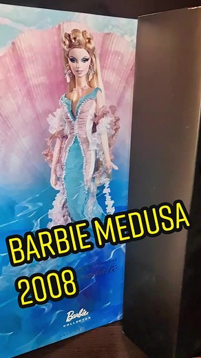 Barbie Medusa 2008 🐍❤️colección Goddess #barbie #OutfitBarbie #Miniature #barbiegoddess #barbiemedusa #barbieathena #barbieaphrodite #medusa #Athena #aphrodite #Miniatura #barbiecollector #integritytoys #Poppyparker #nuface #nufacedoll #fashionroyalty #fashionroyaltydolls #BarbieIconica #Barbie #Mattel #Collector #Goldlabel #WorldOfDolls