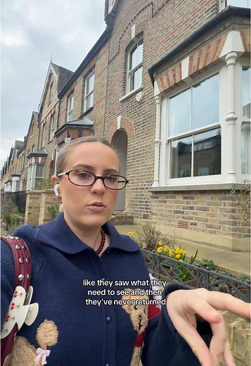 Dating in London: Single Life Experiences and Insights