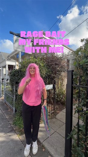 Franziska Trautmann on Instagram: "What’s so bad about these Mardi Gras beads anyway? I let my friend Brett from @groundskrewe explain that one… these toxic plastic beads are bad news for people and the environment! There are so many great alternatives from places like @groundskrewe and others. I’ll show you them in another video 🕺"