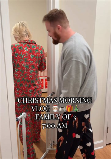 CHRISTMAS MORNING VLOG🎅🏼🎁🎄☕️ @Garrett Gee #christmasmorning #morningvlog #christmaspresents #familyvlog #CapCut