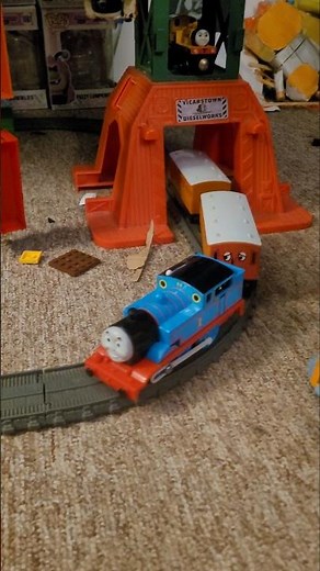 Trackmaster Thomas pulling Annie and Clarabel! (Read Description).