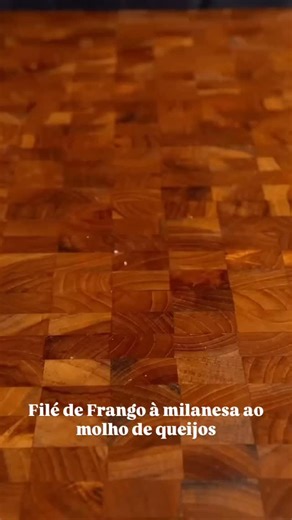 Vinum 89 Gastronomia e Eventos | Chef Jhordanna Basanulfe | Filé de Frango Cremoso: crocância por fora, indulgência por dentro ✨ Um filé dourado, empanado com precisão e finalizado com um molho... | Instagram