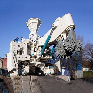 2.7M views · 18K reactions | Modern Excavator Attachments Awesome Operating At Work Cr: Machinery Magazine | Machinery Magazine | Facebook