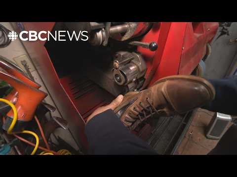 Toronto shoe cobbler back on his feet after customers fundraise for new machine