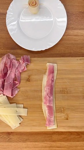 Je tady předposlední recept z mé cuketové série a já musím říct, že jsem si cuketu zamilovala ještě více! 😍 Tolik možností co z ní uvařit nebo upéct. Navíc tyhle závitky jsou fakt BOŽÍ! 👌🏻 Když nevíte jak udat cuketu chlapovi nebo dětem, zaručuju vám, že si budou chtít ještě přidat 🤤 #cuketovaserie #receptyzcukety | Život s Lusy